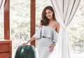 6 Kebiasaan Makan Nana Mirdad Ini Bikin Tubuhnya Jadi Body Goals Para Wanita! Ternyata Menunya Sederhana Banget