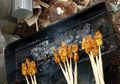 Arang, Tradisi Memasak Makanan yang Sengaja Dipertahankan hingga Kini