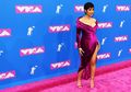 Yuk Intip Best Dressed MTV VMA 2018 yang Elegan dan Glamour!