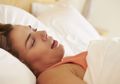 Awas! Tidur Sambil Mangap Itu Berbahaya loh, Bisa Merubah Posisi Gigi Salah Satunya