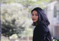 Inspirasi Tampil Kece Kenakan Outfit Denim Ala Siti Adira Kania