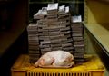 Harga Daging Ayam di Venezuela Capai 14 Juta Bolivar, Apa Penyebab Negara Bisa Alami Hiperinflasi?