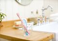 Jangan Pernah Simpan 6 Produk Kecantikan Ini di Kamar Mandi!