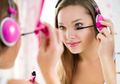 Mulai Belajar Rawat Tubuh, Gadis Remaja Wajib Punya Makeup Stuff Ini, Ada Apa Saja?