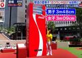 Asal Bisa Lompat 3 Meter, Kamu Bisa Ambil Minuman di Vending Machine Ini Gratis