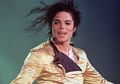 Postingan Mantan Stylist, Buat Fans Yakin Michael Jackson Masih Hidup!
