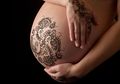 Ibu Hamil Menggunakan Henna, Amankah? Ini Aturan dan Syarat Memakainya
