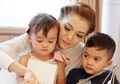 Maya Septha: Jelang Tidur Merupakan Waktu Berharga Bagi Ibu & Anak, Kenapa Ya?