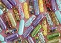 Ada-ada Saja, Tren Konsumsi Pil Glitter Agar Feses Berkilauan!