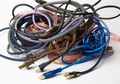 Kabel Berantakan Bikin Sebal! Gunakan 4 Cara Agar Lebih Rapi