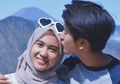 5 Seleb Indonesia Ini Anggota Keluarganya Berprofesi Sebagai Dokter!