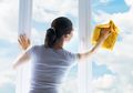 5 Cara Membersihkan Kaca Agar Tetap Kinclong dan Tak Berbekas