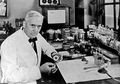 Kisah Perjuangan Alexander Fleming Agar Dunia Mau Memakai Penicilin, Inspiratif!
