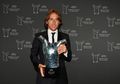 Dikabarkan Marah, Cristiano Ronaldo Sebut Modric Pantas Jadi Pemain Terbaik