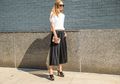 Tiru Mix and Match Ini Agar Tampilan dengan Celana Kulot Lebih Stylish!
