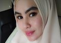 Mengayomi Anak Tiri dari Habib Usman bin Yahya, Aura Keibuan Kartika Putri Kian Terpancar!