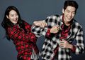 Ini 4 Alasan Pasangan Korea Sering Mengunakan Fashion Kembaran!