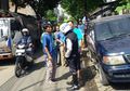 Tetangga Parkir Mobil Sembarangan, Laporkan Saja Via Aplikasi Ini