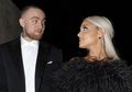 Ariana Unggah Foto Mantannya di Instagram Pasca Mac Miller Meninggal!