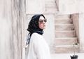 Simpel & Cantik! Yuk Intip 5 Gaya Kece Hijab ala Enno Lerian!