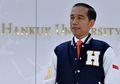 Isi Kuliah Umum di Salah Satu Universitas di Seoul, Jokowi Dihadiahi Jaket Almamater