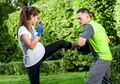 Lakukan Olahraga Kickboxing Saat Hamil, Amankah untuk Janin?