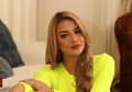 Pakai Rambut Palsu, Aurel Hermansyah Bak Krisdayanti Zaman Dahulu!