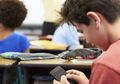 Resmi, Pemerintah Australia Larang Penggunaan Ponsel Di Sekolah!
