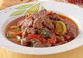 Ingin yang Sedap untuk Makan Siang? Sajikan Saja Daging Masak Kemangi