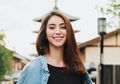 Chic & Classy! 5 Tampilan Makeup Clairine Clay yang Memesona!