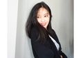 Tampil Stylish dengan Kemeja Berbahan Sheer ala Hyomin dengan Pilihan Fashion Items di Bawah 300 Ribu Rupiah!