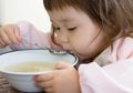 8 Rambu yang Penting Diperhatikan Saat Melatih Kemandirian Si Kecil