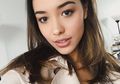 7 Gaya Feminin Annisa Rawles, Kakak Amanda Rawles yang Kece Banget!