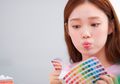Ingin Bibir Lembap Terus? Ini 4 Tips Memakai Lip Balm ala Seleb Kpop