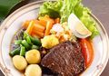 Mencicipi Selat Solo, Hidangan Bistik Asal Solo Bercita Rasa Belanda