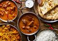 Kebiasaan Makan di India: Tanpa Daging Sapi, Bumbu Pedas, dan Duduk Mengelilingi Hidangannya