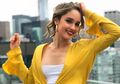 Mini Dress Hitam Simpel ala Cinta Laura dengan Harga Terjangkau Untuk Tampil Elegan