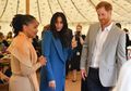 Tingkah Lucu Pangeran Harry Saat Ketahuan Mengambil Makanan sebelum Waktunya