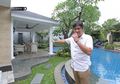 Berplafon Emas 22 Karat, Yuk Intip Kemegahan Rumah Andre Taulany!