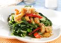 Kangkung Ayam Madu Pedas, Perpaduan Sayur dan Daging yang Mantap Banget!