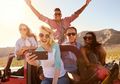 Mau Dapatkan Foto Selfie Terbaik Saat Traveling? Yuk Simak 4 Tips Ini!