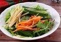 Cuma Butuh 25 Menit, Salad Sayur Buah Bikin Makan Malam Jadi Istimewa