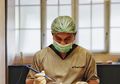 Beken Sebagai Dokter Bedah Plastik dan Penyanyi, Yuk Tilik Rumah Tompi yang Juga Jago Fotografi!