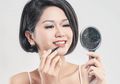 Wah, 4 Trik Mudah Ini Bikin Wajah Terlihat Natural nan Cantik, loh!