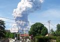 Gunung Soputan Meletus, BNPB Larang Warga Beraktivitas dalam Radius 4 Km