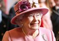 Rayakan Natal, Ratu Elizabeth II Berikan Kado Natal Ini pada Setiap Staf Kerajaan! Apa Isinya?