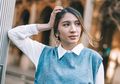Mengintip Style Kece Acha Sinaga Pakai Outfit Motif, Bisa Dicontoh!