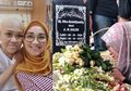 Seminggu Kepergiannya, Anak Indro Warkop Masih Sering Lupa Ibunya Sudah Meninggal