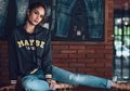 Dibalik Foto Kompak Dengan Baju Couple Cinta Laura, Ternyata Ada Kisah Unik
