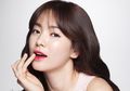 Suka Buah Stroberi? Miliki Juga 5 Lip Scrub Rasa Stroberi yang Segar!